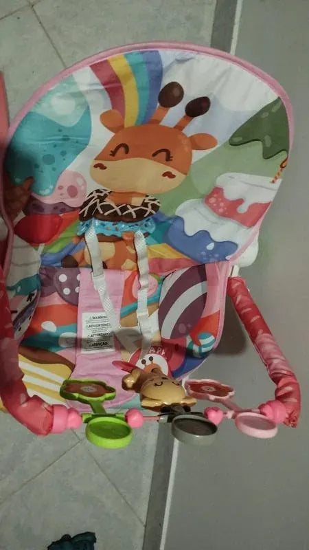 Opinión de Karina sobre Silla mecedora vibradora y musical para bebé 3 en 1 Baby On