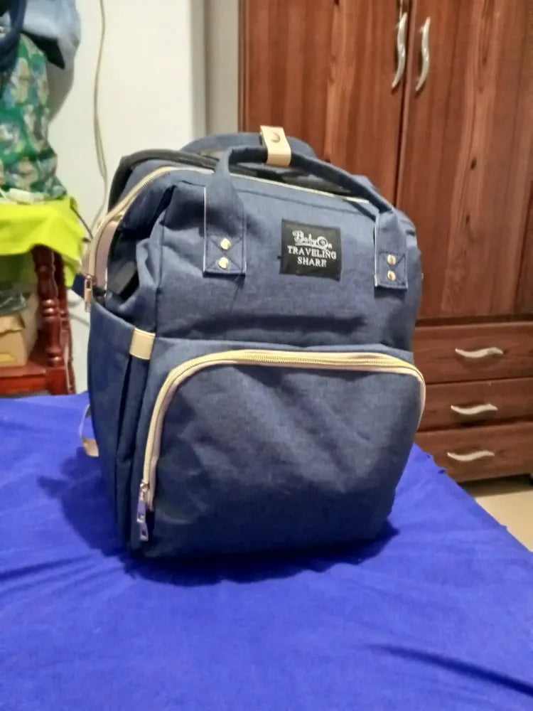 Foto de reseña de Cliente Baby On sobre Morral Pañalera Tipo Cuna 3 en 1 con Cambiador Baby On USB y 3 Bolsillos Térmicos