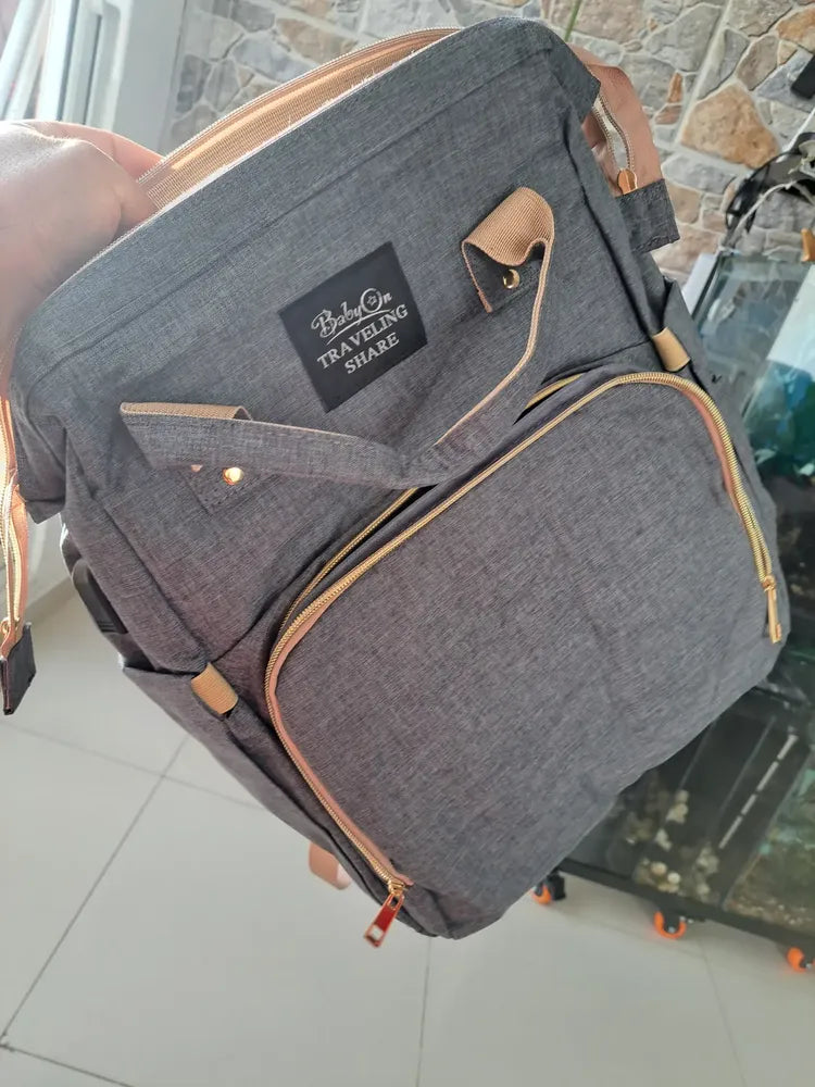 Foto de reseña de Cliente Baby On sobre Morral Pañalera Tipo Cuna 3 en 1 con Cambiador Baby On USB y 3 Bolsillos Térmicos