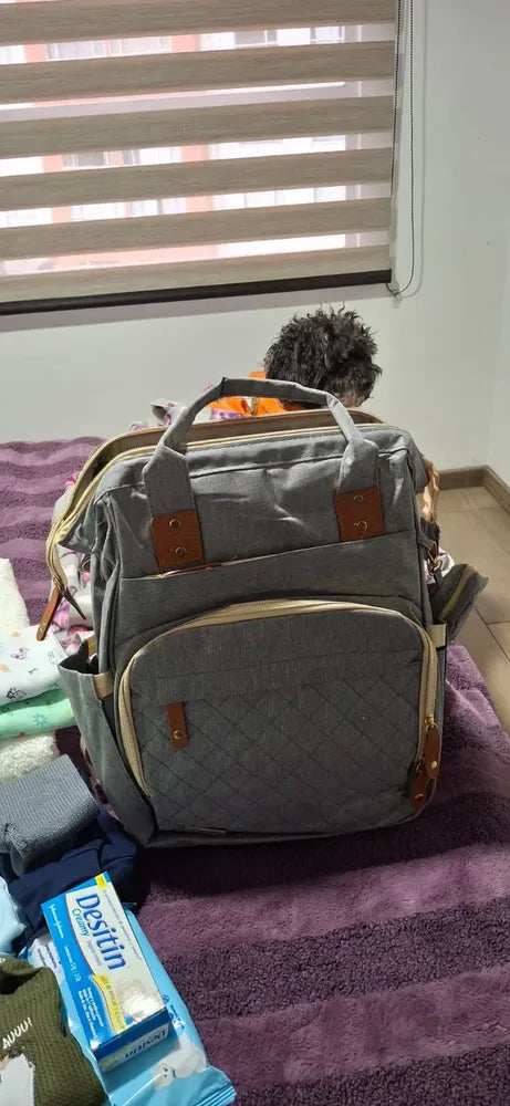 Foto de reseña de Cliente Baby On sobre Morral Pañalera Tipo Cuna 3 en 1 con Cambiador Baby On USB y 3 Bolsillos Térmicos