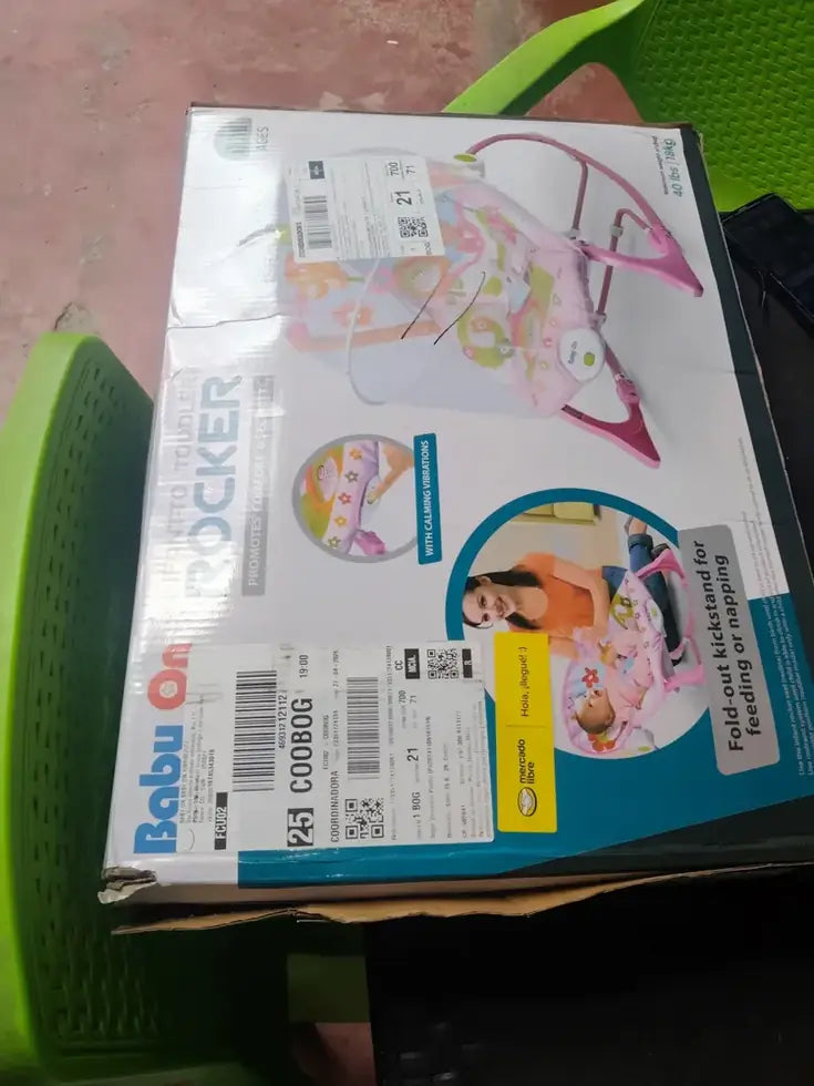 Foto de reseña de Cliente Baby On sobre Silla mecedora eléctrica para bebé Baby On NS4-1 Rey de la Selva