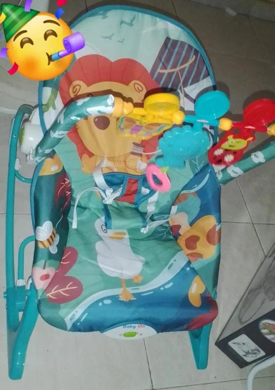 Opinión de Karen sobre Silla mecedora vibradora y musical para bebé 3 en 1 Baby On