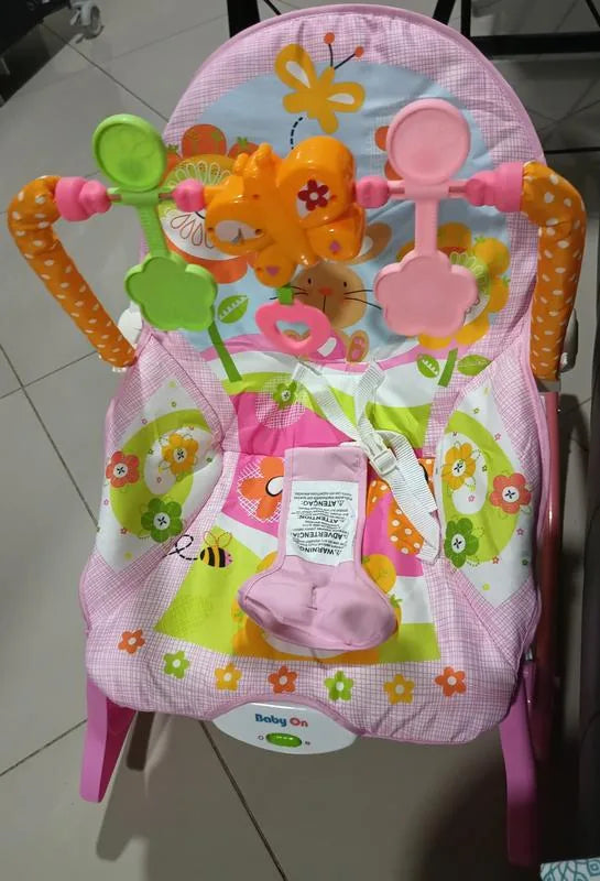 Opinión de Susana sobre Silla mecedora vibradora y musical para bebé 3 en 1 Baby On
