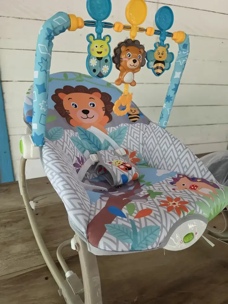 Foto de reseña de Cliente Baby On sobre Silla mecedora eléctrica para bebé Baby On NS4-1 Rey de la Selva