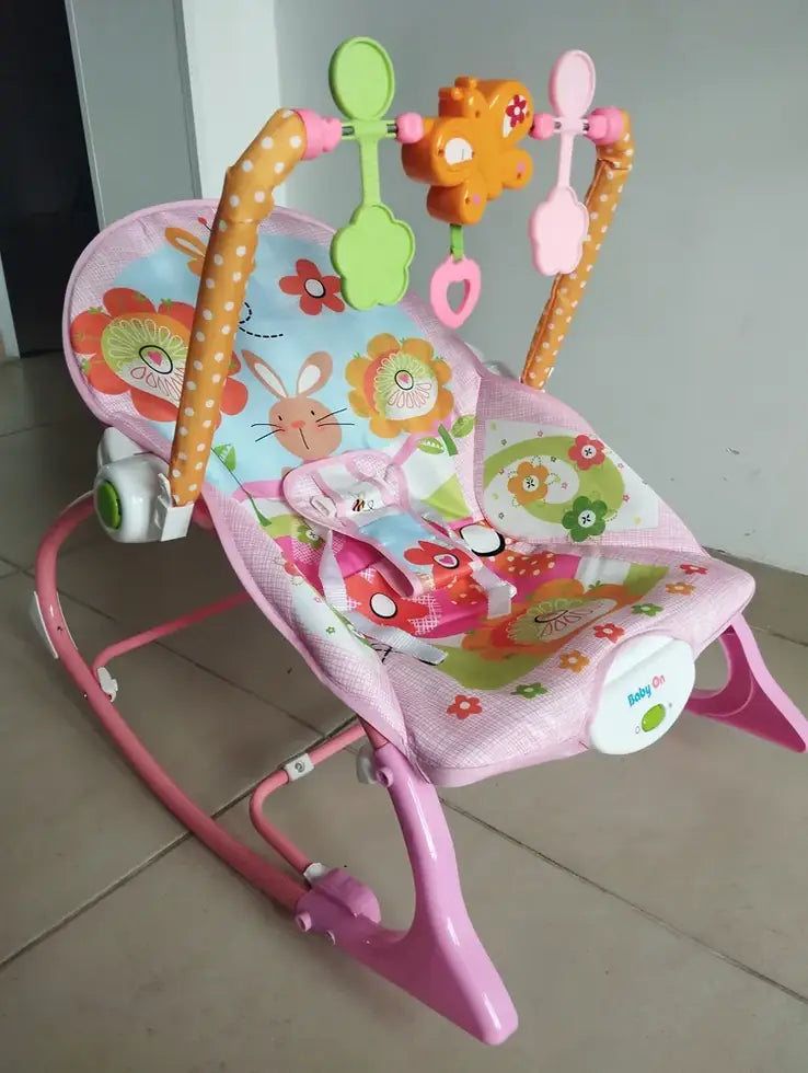 Foto de reseña de Cliente Baby On sobre Silla mecedora eléctrica para bebé Baby On NS4-1 Rey de la Selva