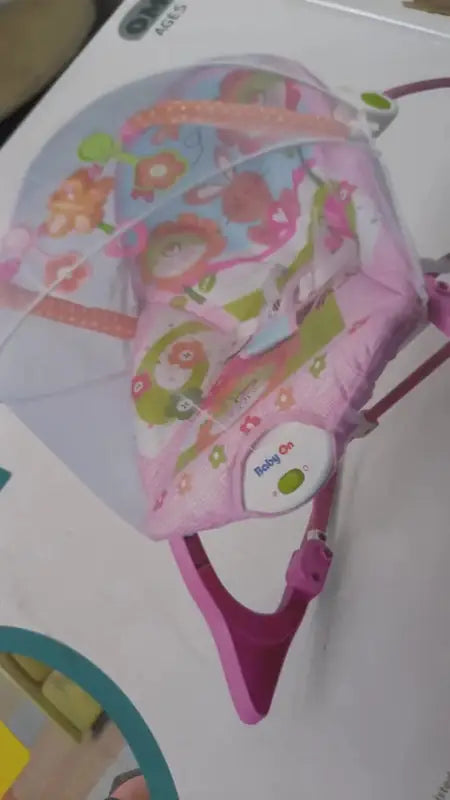 Video de reseña de Cliente Baby On sobre Silla mecedora eléctrica para bebé Baby On NS4-1 Rey de la Selva