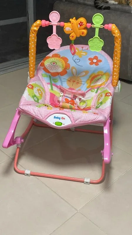 Opinión de Karen sobre Silla mecedora vibradora y musical para bebé 3 en 1 Baby On