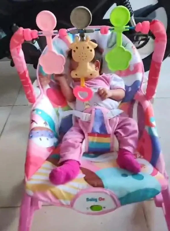 Opinión de Yaneth sobre Silla mecedora vibradora y musical para bebé 3 en 1 Baby On